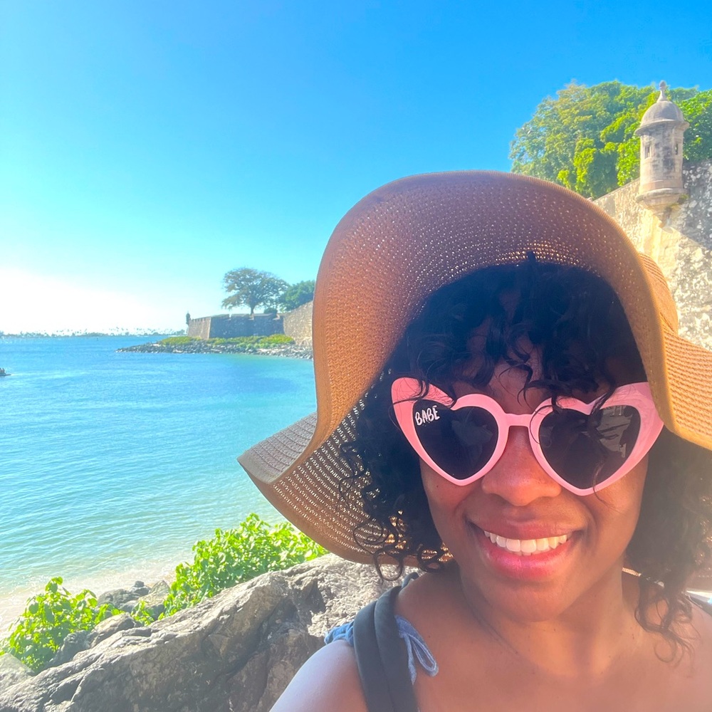 Meet your Posher, Natasha